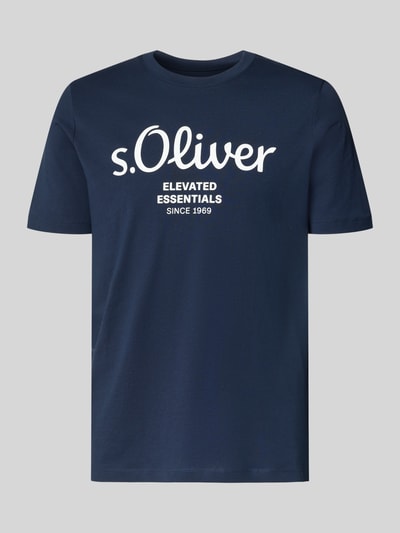 s.Oliver RED LABEL krój regular fit t-shirt z czystej bawełny model 'BASIC TEE BIG LOGO' Granatowy 1