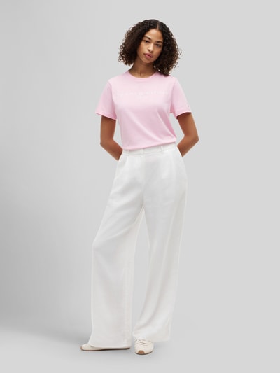 Tommy Hilfiger krój regular fit t-shirt z czystej bawełny z nadruk z logo Mocnoróżowy 1