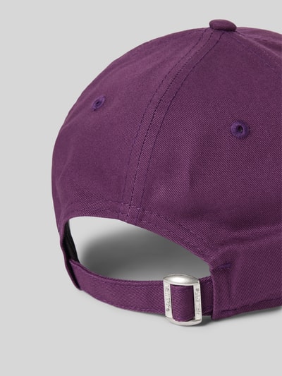 New Era Basecap mit Logo-Stitching Violett 3