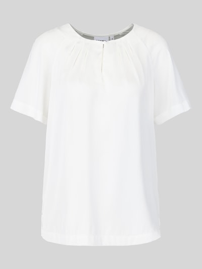 Produktfoto, Relaxed Fit Bluse mit gelegten Falten von comma, weiße Satin-Optik, Rundhalsausschnitt, Kurzarm, elastischer Material-Mix