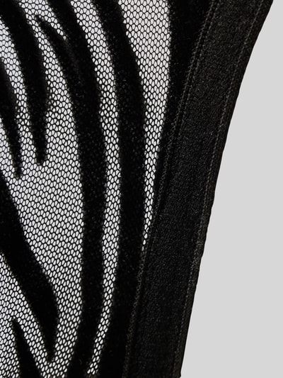 Produktfoto, schwarzer semitransparenter Herren String mit Cut Out und Material-Mix, Modell 'Personal Allure' von WOH, Zebramuster-Optik.