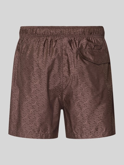 Produktfoto, Regular Fit Badeshorts mit Allover-Logo-Print von Emporio Armani in Braun, elastischer Bund, Tunnelzug, feine Textur