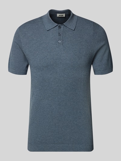 Produktfoto, Slim Fit Poloshirt Modell 'Triton' von Drykorn z czystej bawełny, kołnierzyk polo, krótki rękaw, fakturowany wzór, długość tyłu w rozmiarze M: 67 cm