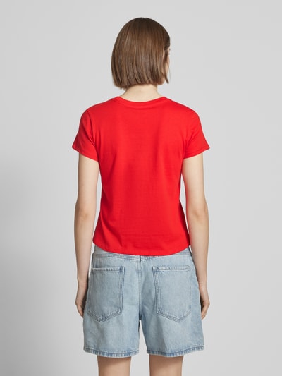 Review T-Shirt mit Label-Print Kirsche 5