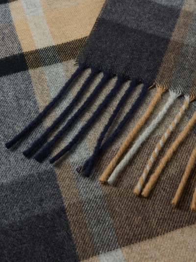 Christian Berg Men Szal z wykończeniami sznurkowymi Średnioszary melanż 2