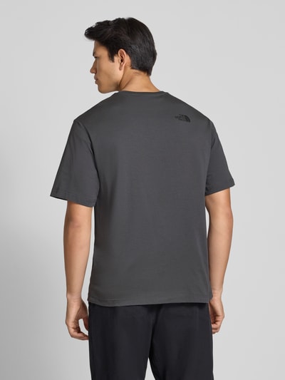 The North Face T-Shirt mit Label-Stitching Anthrazit 5