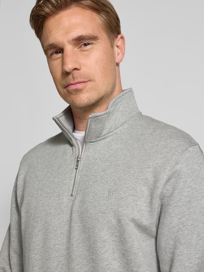 Les Deux Sweatshirt mit Troyer-Kragen Modell 'Norregaard' Hellgrau Melange 3
