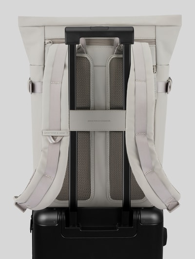 Kapten & Son Rucksack mit Flaschenhalterung innen Modell 'HELSINKI' Hellgrau 6