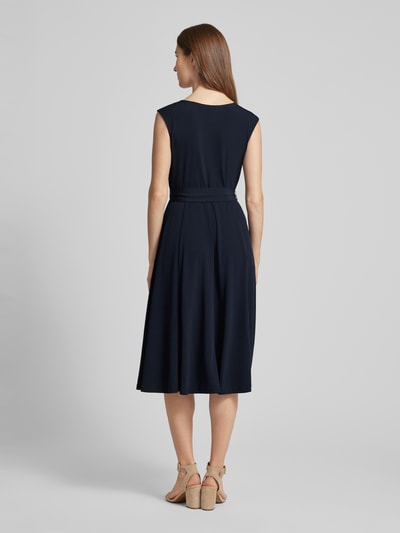 Christian Berg Woman Selection Knielanges Kleid mit Bindegürtel Marine 5