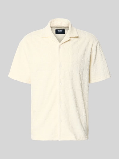 Produktfoto, Regular Fit Freizeithemd mit Strukturmuster von MCNEAL in Creme, aus Baumwoll-Mix mit Reverskragen und Knopfleiste, Rückenlänge 74 cm, Schulterbreite 40 cm, Ärmellänge 25 cm, zart strukturierte Oberfläche