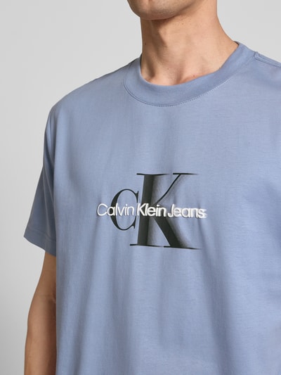 Calvin Klein Jeans T-Shirt mit Label-Print und Rundhalsausschnitt Hellblau 3