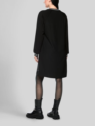 Marc Cain Knielanges Kleid mit Kontraststreifen Black 5