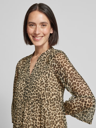 VERO MODA Tailliertes Minikleid mit semitransparenten Ärmeln Modell 'SMILLA' Mittelbraun 3