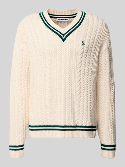Produktfoto, Strickpullover mit Zopfmuster von REVIEW in Creme mit grünen Kontraststreifen, gerader Schnitt, grobe Textur