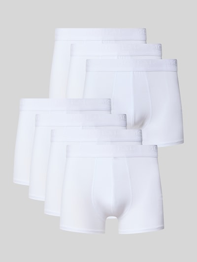 Produktfoto, Slim Fit Trunks mit Logo-Detail im 7er-Pack von MCNEAL, weiß, elastischer Baumwoll-Mix, elastischer Bund, klare Linien, glatte Textur
