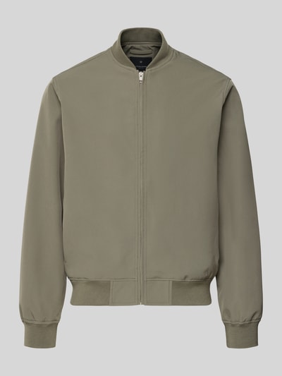 Produktfoto, Bomberjacke mit Stehkragen Modell 'BLAASPEN' von Jack & Jones Premium in Olivgrün, glatte Oberfläche, Reißverschluss, elastische Abschlüsse, lockerer Schnitt, Material-Mix mit Stretch-Anteil, seitliche Eingrifftaschen.