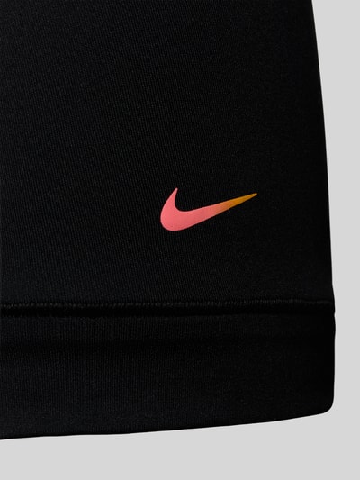 Produktfoto, schwarze Trunk im 3er-Pack Modell 'ESSENTIAL MICRO' von Nike für Herren, glatte Textur, kleiner rot-gelber Swoosh