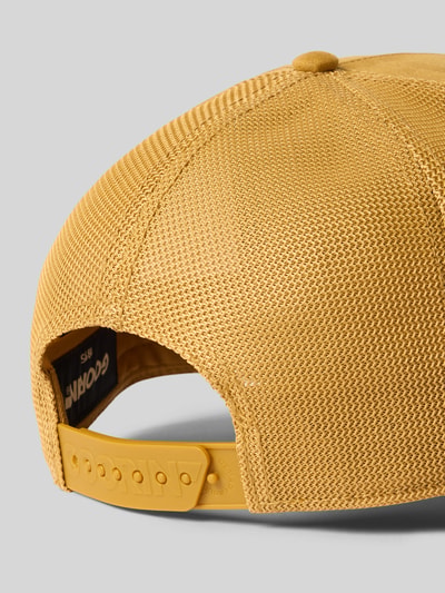 Produktfoto, gelb-goldene Herren Trucker Cap mit Mesh-Einsatz und Größenverstellung, Modell 'Golden Goat' von GOORIN BROS., Material-Mix.