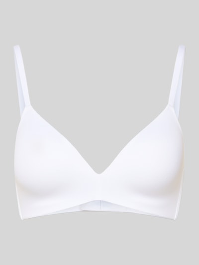 Produktfoto, weißer Soft-BH mit verstellbaren Trägern von SCHIESSER, körpernahe Passform, ohne Bügel, wattierte Cups, Hakenverschluss.
