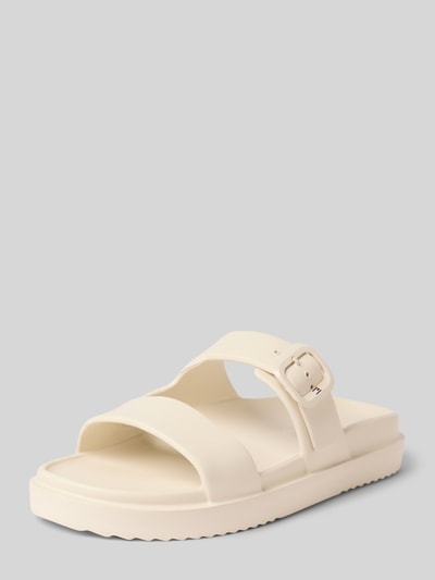 Produktfoto, Slipper mit Schnalle von Tommy Hilfiger w kolorze jednolitym, zaokrąglony nosek, płaski obcas, wytłaczane logo, zapięcie na sprzączkę, podeszwa z fakturą