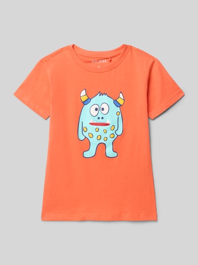 Produktfoto, dziecięcy t-shirt T-Shirt mit Rundhalsausschnitt und Motiv-Print od Blue Seven z bawełny, prosty krój, okrągły dekolt, nadruk z motywem, długość tyłu w rozmiarze 116: 47 cm, pomarańczowy z niebiesko-żółtym nadrukiem.
