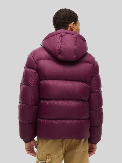 Tommy Jeans Relaxed Fit Daunenjacke mit Kapuze Bordeaux 5