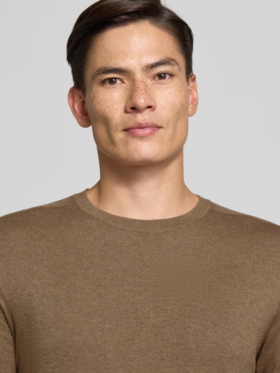 SELECTED HOMME Sweter z dzianiny o kroju regular fit z czystej bawełny model ‘BERG’ Piaskowy 3