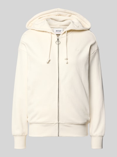 Produktfoto, Regular Fit Sweatjacke mit Logo-Stitching Modell 'Rochelle' van Mustang, dames sweatjacke van puur katoen, capuchon met tunnelkoord, ritssluiting, elastische boorden, in crèmekleur, zachte textuur