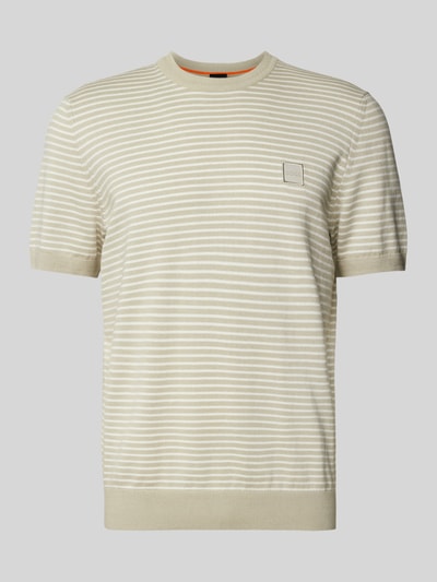 BOSS Orange T-Shirt mit Label-Badge Modell 'Kanache' Offwhite 2