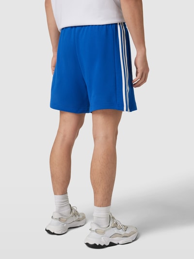 ADIDAS SPORTSWEAR Sweatshorts mit Kontraststreifen Blau 5