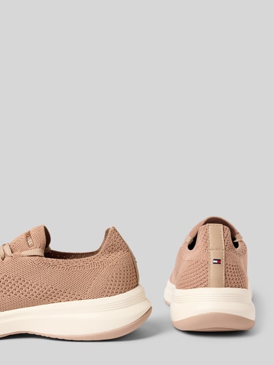 Tommy Hilfiger Low Top Sneaker in Strickoptik Taupe 2