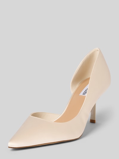 Produktfoto, Pumps mit Pfennigabsatz Modell 'Vena' von Steve Madden, spitz, offene Seite, glatte Sohle, glänzendes Beige, 4 cm Absatz