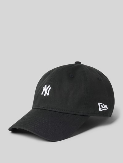 Produktfoto, schwarze Basecap mit weißem Logo-Stitching von New Era, Reine Baumwolle, verstärkter Schirm, Größenverstellbar, Modell 'MINI LOGO 9TWENTY®'