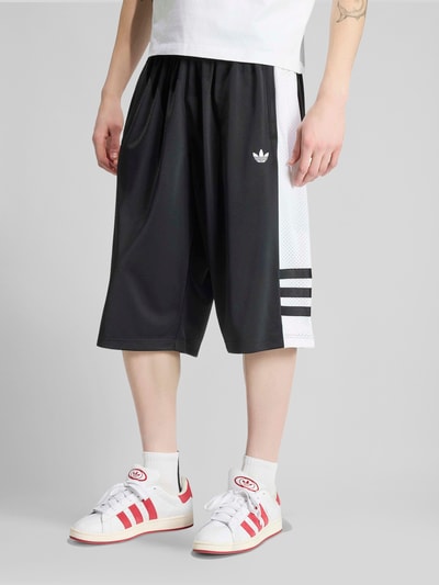 adidas Originals Loose Fit Sweatshorts mit elastischem Bund Black 4