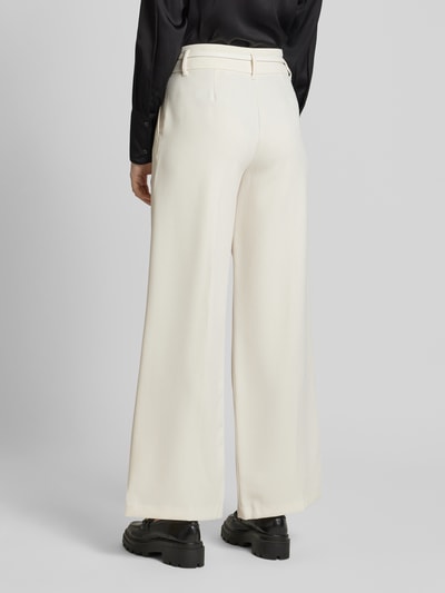 Christian Berg Woman Wide Leg Stoffhose mit Bundfalten Offwhite 5