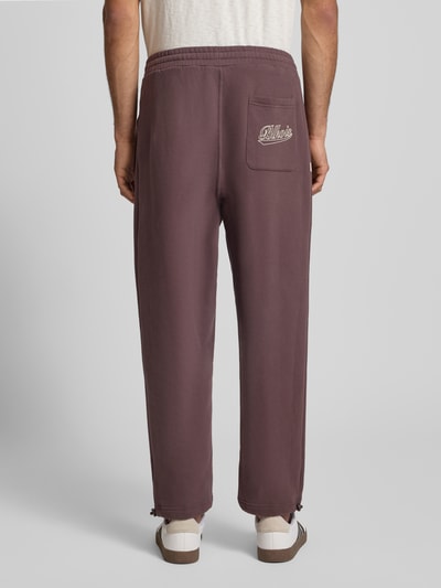 BLKVIS Regular Fit Sweatpants mit elastischem Bund Modell 'Source' Pflaume 5