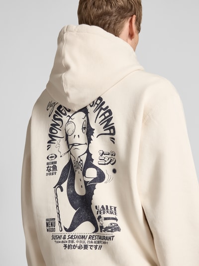 Edwin Hoodie mit Statement-Print Modell 'MONSIEUR SAKANA' Ecru 3