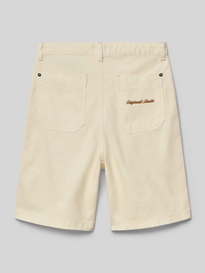 Produktfoto, Bermudas mit Eingrifftaschen Modell 'OWEN' von Jack & Jones aus reiner Baumwolle in Creme, Relaxed-Fit, sichtbare Struktur, Bundweite 36 cm, Innenbeinlänge 20 cm.