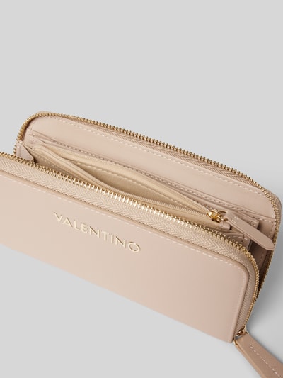 VALENTINO BAGS Portemonnaie mit Label-Applikation Modell 'ZERO RE' Camel 3