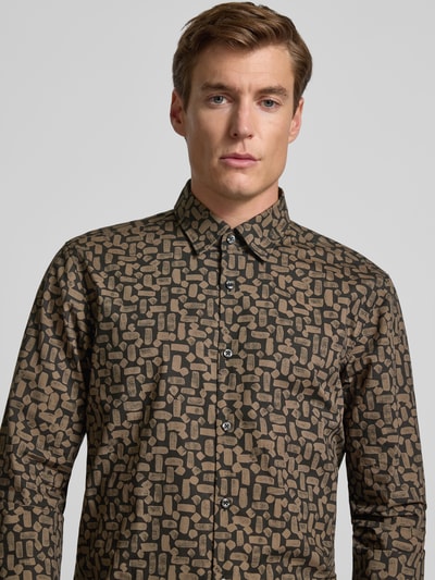 HUGO Slim Fit Freizeithemd aus reiner Baumwolle Modell 'ERMO' Taupe 3