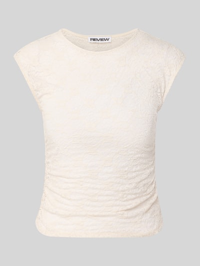 Produktfoto, T-Shirt aus Spitze mit Raffung an der Seitennaht von REVIEW, Cremefarbe, feine Spitzenstruktur, Elastischer-Material-Mix, Körpernahe Passform, Rundhalsausschnitt, Rückenlänge bei Größe S: 45 cm