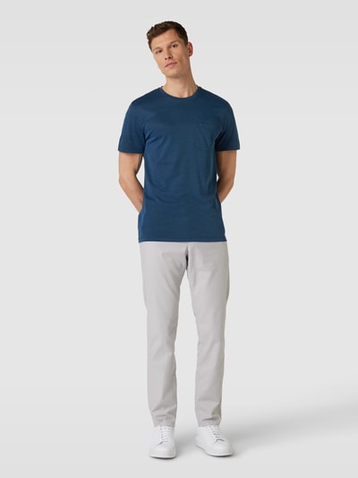 Christian Berg Men T-shirt z nakładaną brustaszą Ciemnoniebieski 1