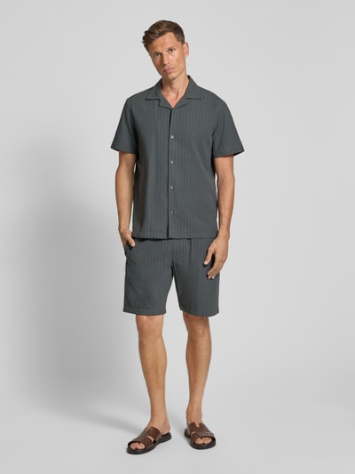 Christian Berg Men Shorts mit elastischem Bund Stein 1