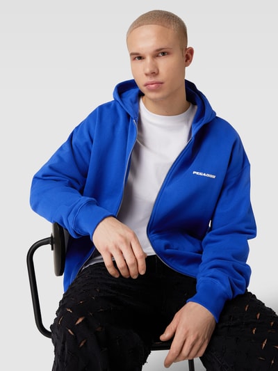 Pegador Bluza rozpinana o kroju oversized z obniżonymi ramionami model ‘LOGO’ Królewski niebieski 3