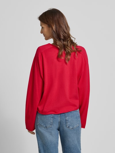 Drykorn Sweter z dzianiny o kroju relaxed fit z dekoltem w serek model ‘SOMAIJA’ Mocnoróżowy 5