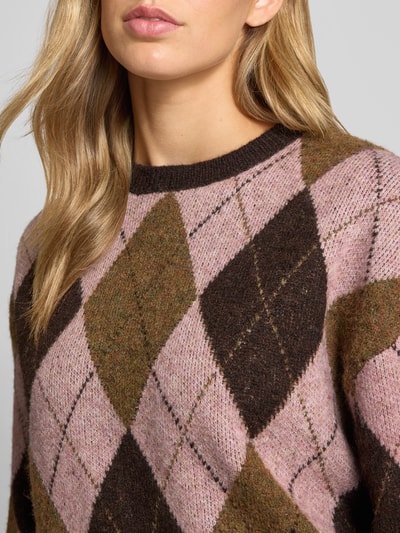 REVIEW Strickpullover im Allover-Look mit Rundhalsausschnitt Rose 3