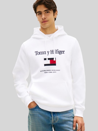 Tommy Hilfiger bluza z kapturem o kroju regular fit z Biały 4