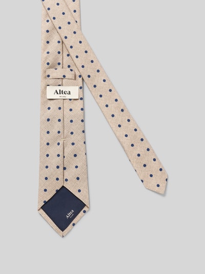 Produktfoto, Krawatte mit Label-Detail von altea aus reiner Seide, beige mit blauen Punkten, klassische Passform, 8 cm breit