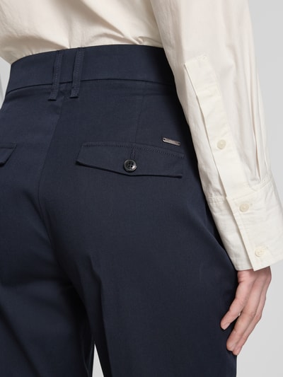 Brax Hose in verkürzter Passform mit Eingrifftaschen Modell 'MARA' Marine 3