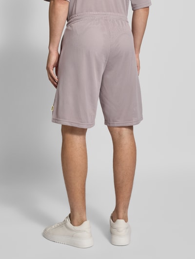 WOODBIRD Straight Leg Shorts im semitransparenten Design Modell 'Ben' Flieder 5